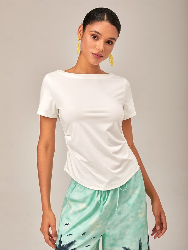 Waist Cinching Off Shoulder Arc Knit Top4