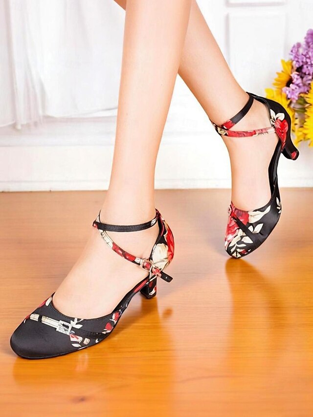  Damen-Latin-Tanzschuhe mit Blumenmuster aus Satin – elegante Riemchen-Ballsaalschuhe für Auftritte und Salsa-Übungen