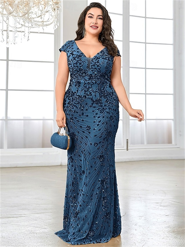  Mermaid / Trumpet Plus Size Dresses Elegant Curve Dress Formal Wedding Floor Length Short Sleeve V Neck Lace Backless with Sequin