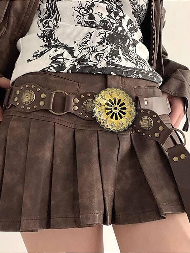  Women's Bohemian Western cowboy style belt with antique brass flower buckle, Adjustable tightness, Suitable for retro fashion, Casual or festival wear