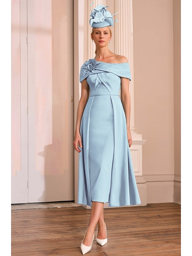 Robe de cocktail A-Line Robe élégante Formelle Mariage Longueur aux chevilles À manches courtes Une épaule Satin avec Fleur d'épaule Robes