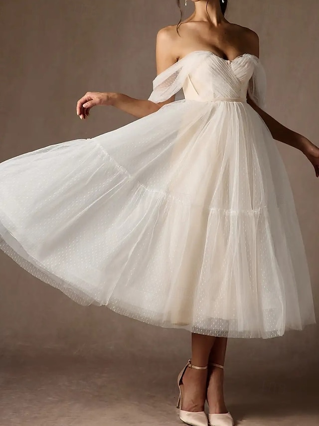  Vestidos Brancos para Noivado Vestidos de Casamento A-Line Coração Doce Sem Mangas Comprimento do Chá Cetim Vestidos de Noiva Com Cinto  Faixa Pregas