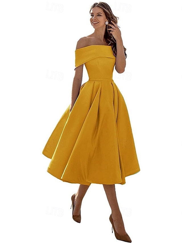  Vestidos de Coquetel em A Vestido Elegante Casamento Formal Comprimento do Chá Sem Mangas Ombro a Descoberto Satim Costas Núas com Pregas