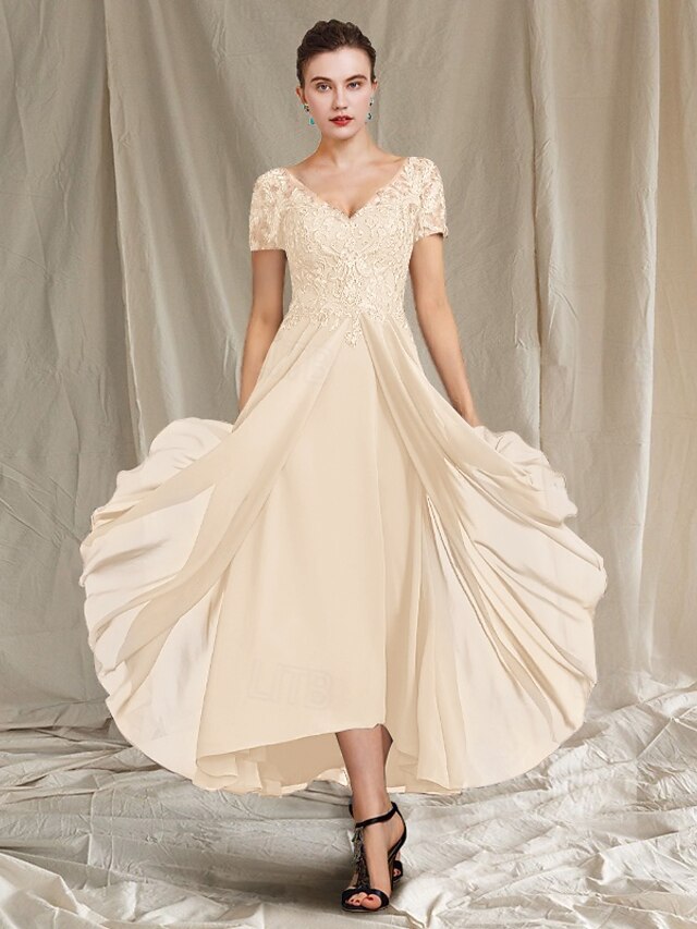 V Neck Plus Size Mother of the Bride Dresses Short Sleeves Chiffon Lace Tea Length with Sash
