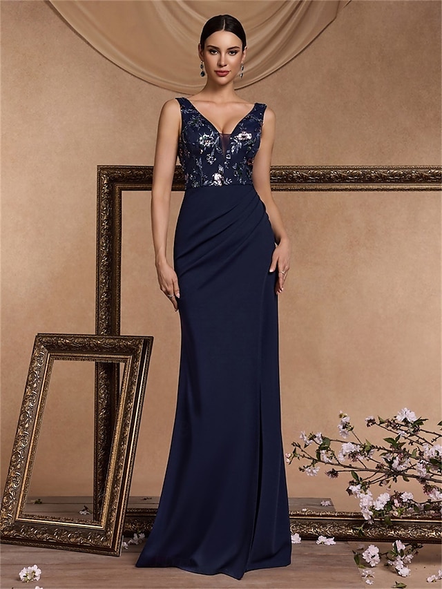  Mermaid  Trumpet Quinceanera Klänningar Elegant Klänning Formell Bröllop Golvlängd Ärmlös V-hals Satäng Rygglös med Slits
