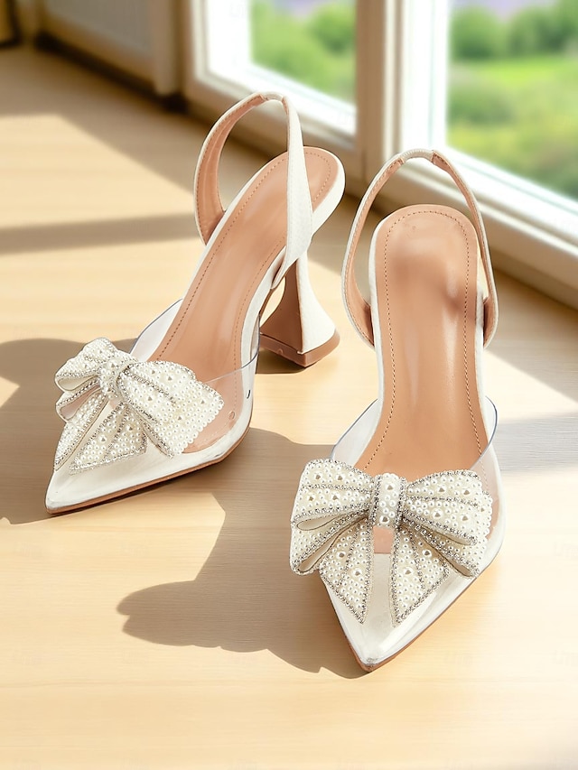  Scarpe con tacco a spillo bianche da donna con cinturino posteriore e fiocco di perle - décolleté trasparenti con punta affilata per un appuntamento romantico o per eleganti outfit quotidiani
