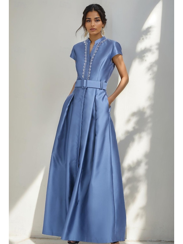  Abito da sera A-Line elegante abito formale per matrimonio lunghezza al pavimento maniche corte colletto camicia in satin con pieghe e cristalli tasche laterali