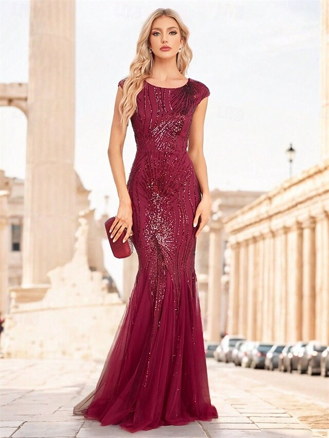  Vestidos de Quinceanera Elegantes Sereia  Trompete para Casamento Formal Comprimento Total Sem Mangas Decote Barco em Poliéster com Lantejoulas
