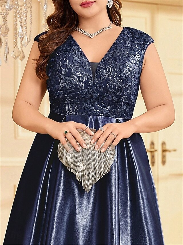 koktel dress Red Short Fitted Sequin Cocktail for $148.0 – The Dress Outlet Size:38/S Sizing-True Slim Black Patchwork Perspective