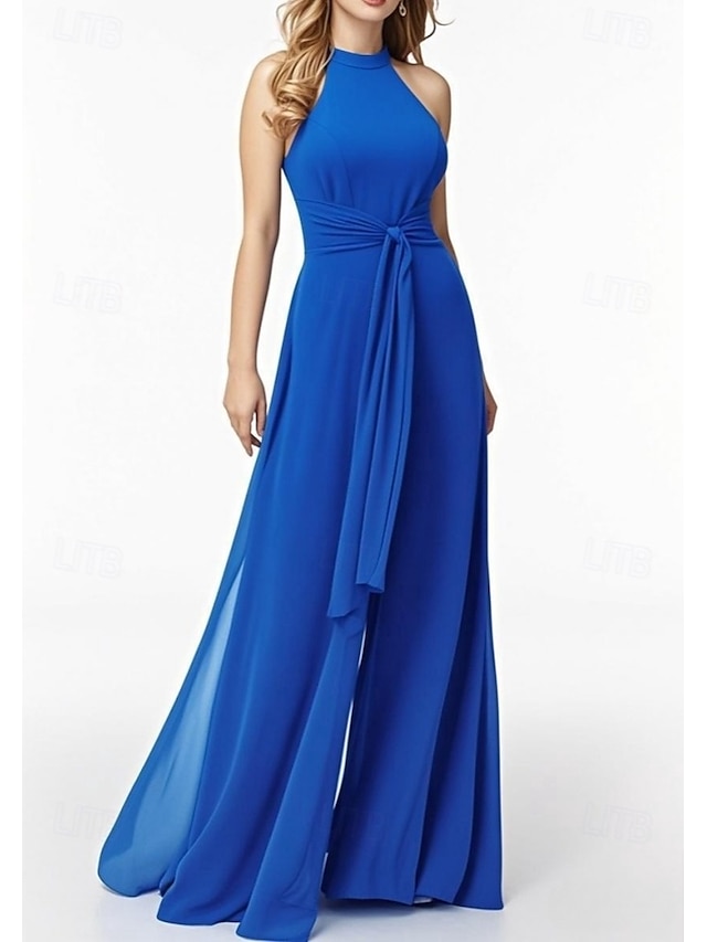  Jumpsuits Bröllopsgästklänningar Elegant Klänning Bröllopsgäst Engagemang Golvlängd Ärmlös Halterneck Chiffon med Fickor Remmar