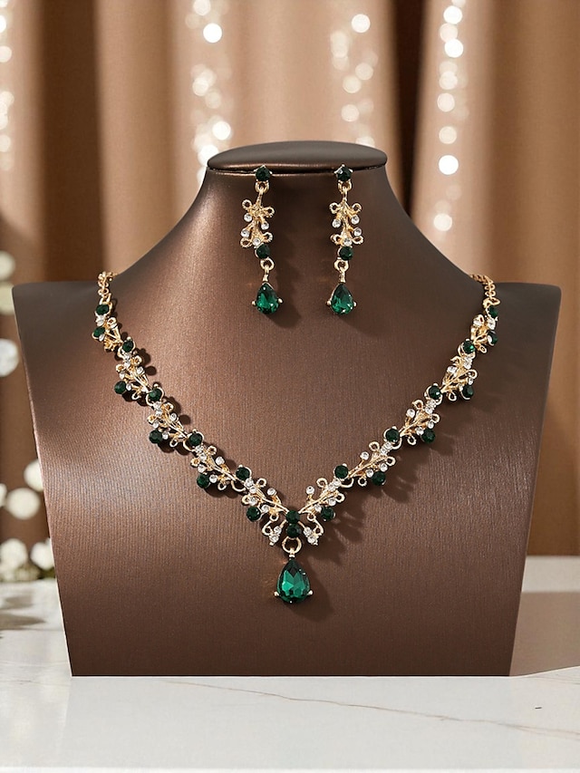  Elegante collar y pendientes chapados en oro para mujer con brillantes cristales en forma de lágrima: joyería de lujo para bodas, fiestas y eventos formales.