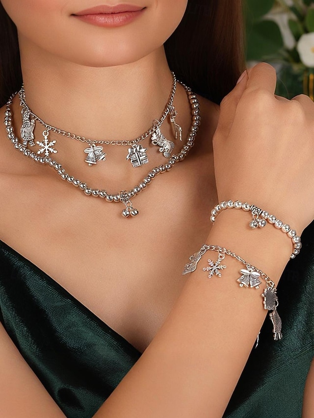  Ensemble de bijoux de Noël pour femmes avec collier et bracelet superposés - style festif argenté avec flocon de neige, cloche et breloques cadeaux pour les fêtes et les célébrations de Noël