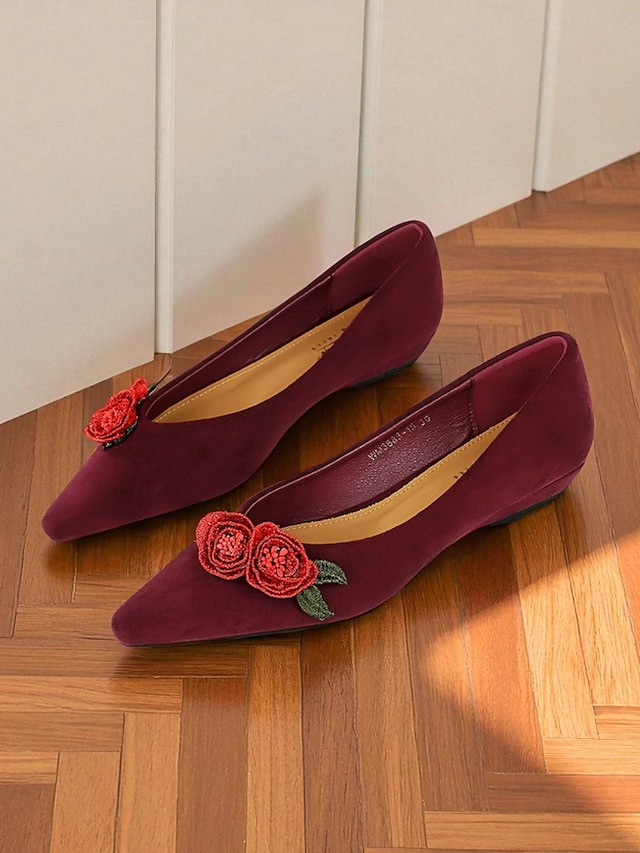  Bailarinas de ante burdeos para mujer: diseño de rosas bordadas con flores, elegantes zapatos sin cordones con punta puntiaguda para salidas informales, fiestas en el jardín y citas románticas.