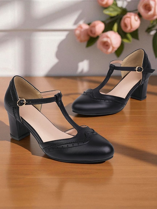  Tocuri roz cu bareta în T pentru femei - pantofi retro cu toc mediu, detalii brogue și cataramă reglabilă pentru petreceri de ceai, ținute de zi cu zi și ținute inspirate din anii 1950