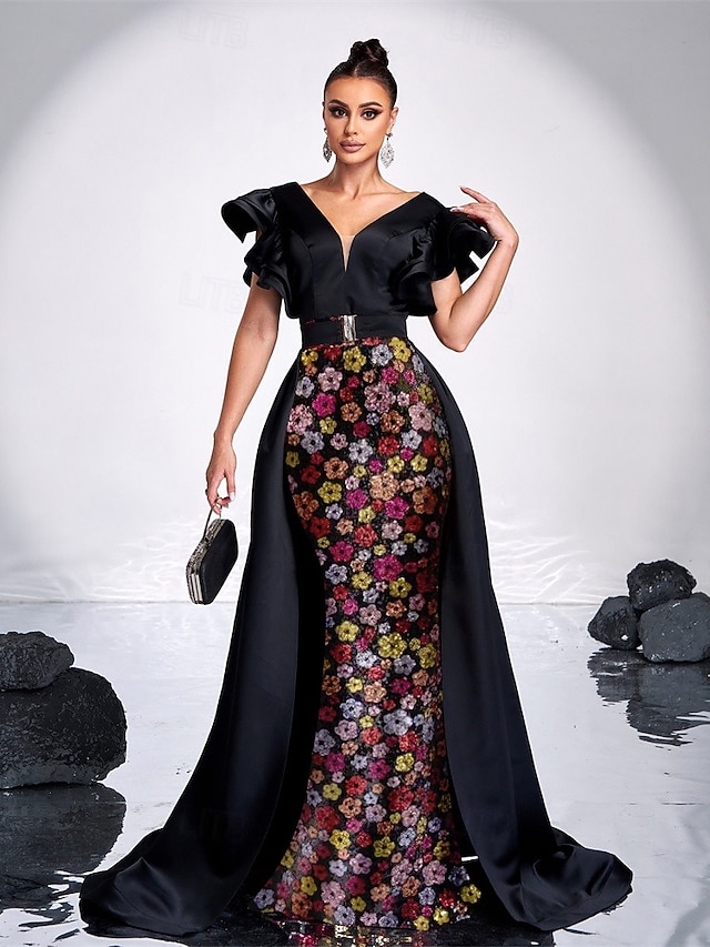  A-Linie Dlouhá vlečka Večerní šaty Šaty Quinceanera Plesové šaty se sukní Formální šaty Elegantní Princeznovské Bez rukávů Do V Formální Svatební Polyester S hlubokým výstřihem na zádech s Flitry