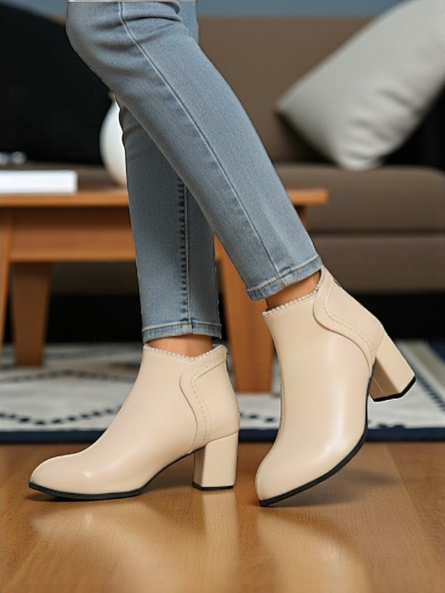  Botas femininas de cano curto com detalhes em pérolas - botinhas curtas de salto bloco e estilo urbano chique para looks casuais e de rua da moda