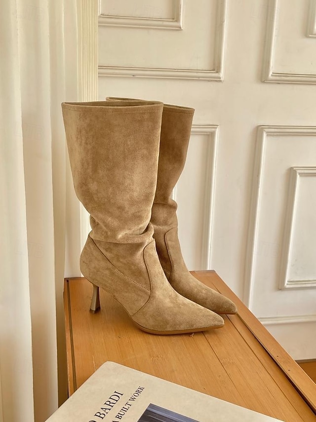  Botas femininas de camurça genuína com cano largo, estilo casual confortável para o dia a dia, perfeitas para looks urbanos descontraídos