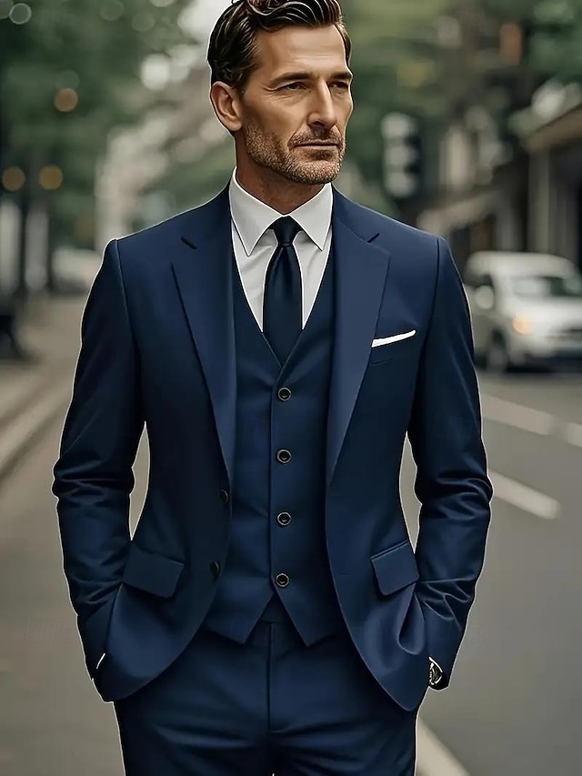  Heren Bruiloft Trouwpakken Ingesneden revers Zwart Bordeaux Jurken Effen Standaard pasvorm 3-delige set Enkele rij knopen met twee knopen