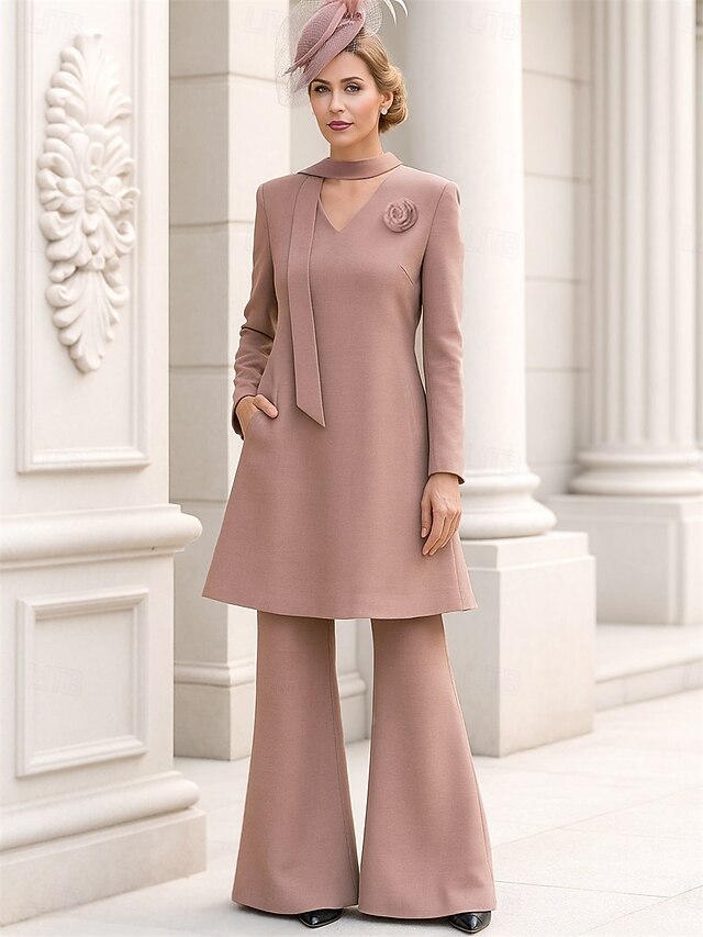 Two Piece Pantsuit Mother of the Bride Dress Elegant Simple V Neck Floor Length Spandex Polyester Long Sleeve with Flower Solid Color4
