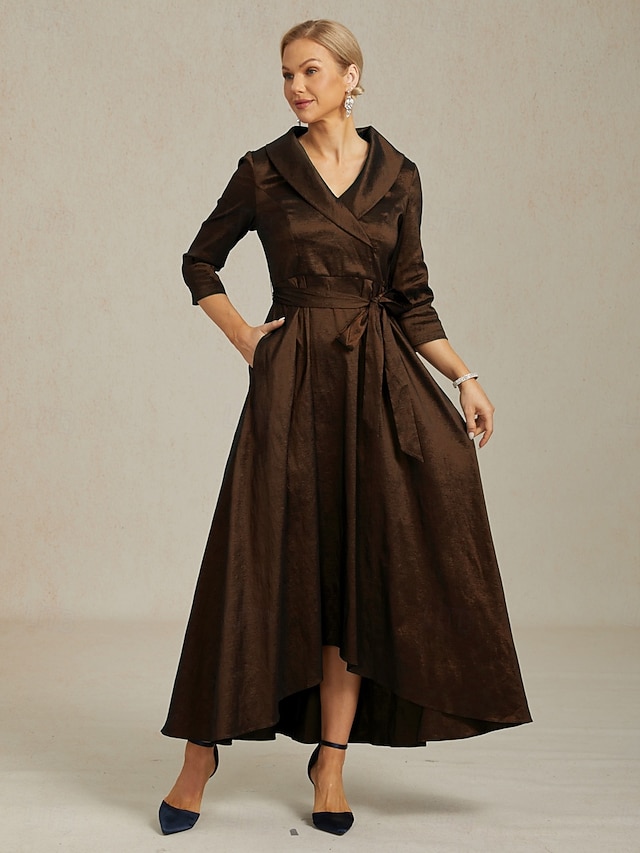  Femmes Robe Maxi Robe de Soirée Élégant ancien Coupe régulière Couleur Unie Manche 3/4 Col en V Marron Automne Hiver