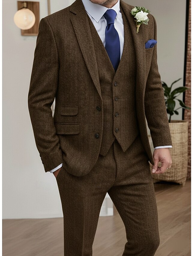 Men's Tailored Fit 3 Pieces Single Breasted Two-Buttons Peak Lapel Wedding Suits