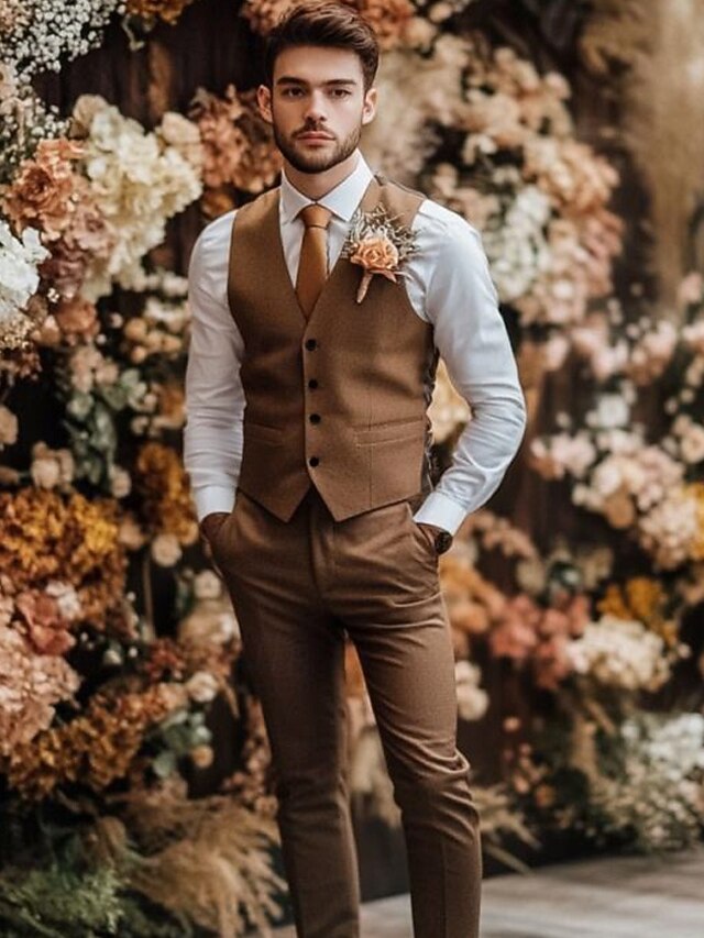 Classy Blue Notched Lapel Wedding Suit for Men's Party with White Pants
