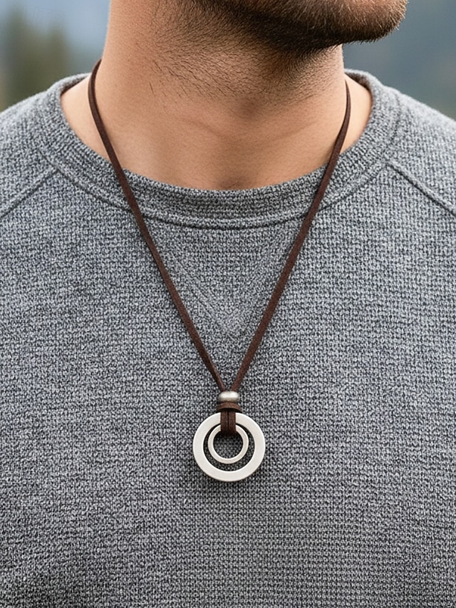  Justerbart halskjede med lærsnor for menn og dobbeltsirkelanheng – vintage, uformelt smykke for hverdagsbruk og utendørsstil