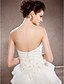 olcso Menyasszonyi ruhák-Esküvői ruhák Kápolnauszály A-vonalú Ujjatlan Szív-alakú Pánt nélküli Csipke Val vel 2023 Tavasz Menyasszonyi ruhák