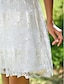 billige Brudekjoler-A-linje Brudekjoler Kæreste Knælang Blondelukning Stropløs Blomsterblonde med Bælte / bånd Blomst 2020