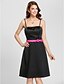 abordables Vestidos para Madrinhas-Princess / A-Line Bridesmaid Dress Spaghetti Strap / Strapless Sleeveless Knee Length Satin with Sash / Ribbon / Bow(s) 2022