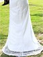 olcso Menyasszonyi ruhák-Szűk szabású Esküvői ruhák V-alakú Seprő uszály Csipke Rövid ujjú Open Back val vel Csipke 2020