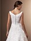 billiga Brudklänningar-A-linje Bröllopsklänningar Bateau Neck Kapellsläp Heltäckande blomsterspets Regelbundna band med Spets 2020