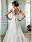 Χαμηλού Κόστους Νυφικά Φορέματα-Γραμμή Α Λαιμόκοψη V Ουρά Δαντέλα Φορέματα γάμου φτιαγμένα στο μέτρο με Χάντρες / Διακοσμητικά Επιράμματα / Ζώνη / Κορδέλα με LAN TING BRIDE® / Open Back