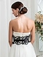 זול שמלות כלה-גזרת A סטרפלס באורך הקרסול סאטן / טול שמלות חתונה עם פפיון / חרוזים / אפליקציות על ידי LAN TING BRIDE®