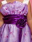 preiswerte Kleider für die Blumenmädchen-Prinzessin Knie-Länge Blumenmädchenkleid Hochzeitsfeier Süßes Ballkleid Polyester mit Fit 3-16 Jahre