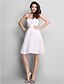 billige Fest kjoler-A-linje Figursyet Elegant Kjole Bal Cocktailparty Knælang Uden ærmer Kæreste Blondelukning med Bælte / bånd 2023