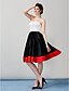 זול שמלות לאירועים מיוחדים-גזרת A / צמוד ומתרחב סטרפלס באורך  הברך תחרה בלוק צבע מסיבת קוקטייל / נשף רקודים שמלה עם תחרה על ידי TS Couture®