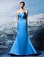 Χαμηλού Κόστους Φορέματα ειδικών περιστάσεων-Τρομπέτα / Γοργόνα Κομψό Επίσημο Βραδινό Φόρεμα Καρδιά Αμάνικο Ουρά Σατέν με Χιαστί 2020