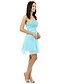 זול שמלות שושבינה-גזרת A סטרפלס באורך  הברך שיפון שמלה לשושבינה  עם פרטים מקריסטל / חרוזים / אפליקציות