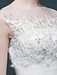 preiswerte Hochzeitskleider-A-Linie Hochzeitskleider Bateau Hals Kirchen Schleppe Tüll Ärmellos mit Perlenstickerei Applikationen 2020