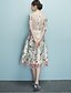 Χαμηλού Κόστους Φορέματα ειδικών περιστάσεων-Γραμμή Α Αντιλαμβάνομαι Φόρεμα Κοκτέιλ Πάρτι Κάτω από το γόνατο Μισό μανίκι Λαιμός σέσουλα Δαντέλα με Ζώνη / Κορδέλα Κέντημα 2022