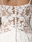 זול שמלות כלה-שמלות חתונה שובל כנסייה (צ&#039;אפל) בתולת ים \ חצוצרה כתפיות ספגטי לב (סוויטהארט) תחרה מעל טול עם חרוזים כפתור 2023 שמלות כלה