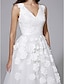 olcso Menyasszonyi ruhák-A-vonalú V-alakú Udvari uszály Tüll / Virágos csipke Made-to-measure esküvői ruhák val vel Rátétek által LAN TING BRIDE®