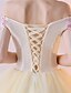 levne Večerní šaty-Plesové šaty Elegantní Květinový Quinceanera Šaty Pod rameny Krátký rukáv Na zem Tyl s Výšivka 2020