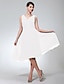 Χαμηλού Κόστους Φορέματα Παρανύμφων-Γραμμή Α Φόρεμα Παρανύμφων Λαιμόκοψη V Αμάνικο Κομψό Μέχρι το γόνατο Σιφόν με Πιασίματα 2022