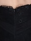 billige Brudepikekjoler-slire / søyle brudepikekjole stroppeløs ermeløs liten svart kjole feie / børstetog chiffon med blonder / sidedrapering / blomst