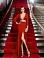 preiswerte Abendkleider-Eng anliegend Promi-Stil Formeller Abend Kleid Tiefer Ausschnitt Langarm Pinsel Schleppe Jersey mit Kristall Verzierung 2022