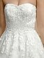 olcso Esküvői kínálat-Esküvői ruhák Báli ruha Szív-alakú Pánt nélküli Kápolnauszály Csipke Menyasszonyi ruhák Val vel Rátétek 2023