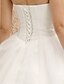 Χαμηλού Κόστους Νυφικά Φορέματα-Αίθουσα Φορεματα για γαμο Βραδινή τουαλέτα Στράπλες Αμάνικο Πολύ μακριά ουρά Δαντέλα Νυφικά φορέματα Με Διακοσμητικά Επιράμματα Καλοκαίρι 2023 Γαμήλιο Πάρτυ, Γυναικεία Ρούχα