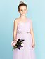 Χαμηλού Κόστους Φορέματα για παρανυφάκια-Γραμμή Α / Πριγκίπισσα Ένας Ώμος Μακρύ Τούλι Φόρεμα Νεαρών Παρανύμφων με Χάντρες / Ζώνη / Κορδέλα / Χιαστί / Γαμήλιο Πάρτι / Φυσικό